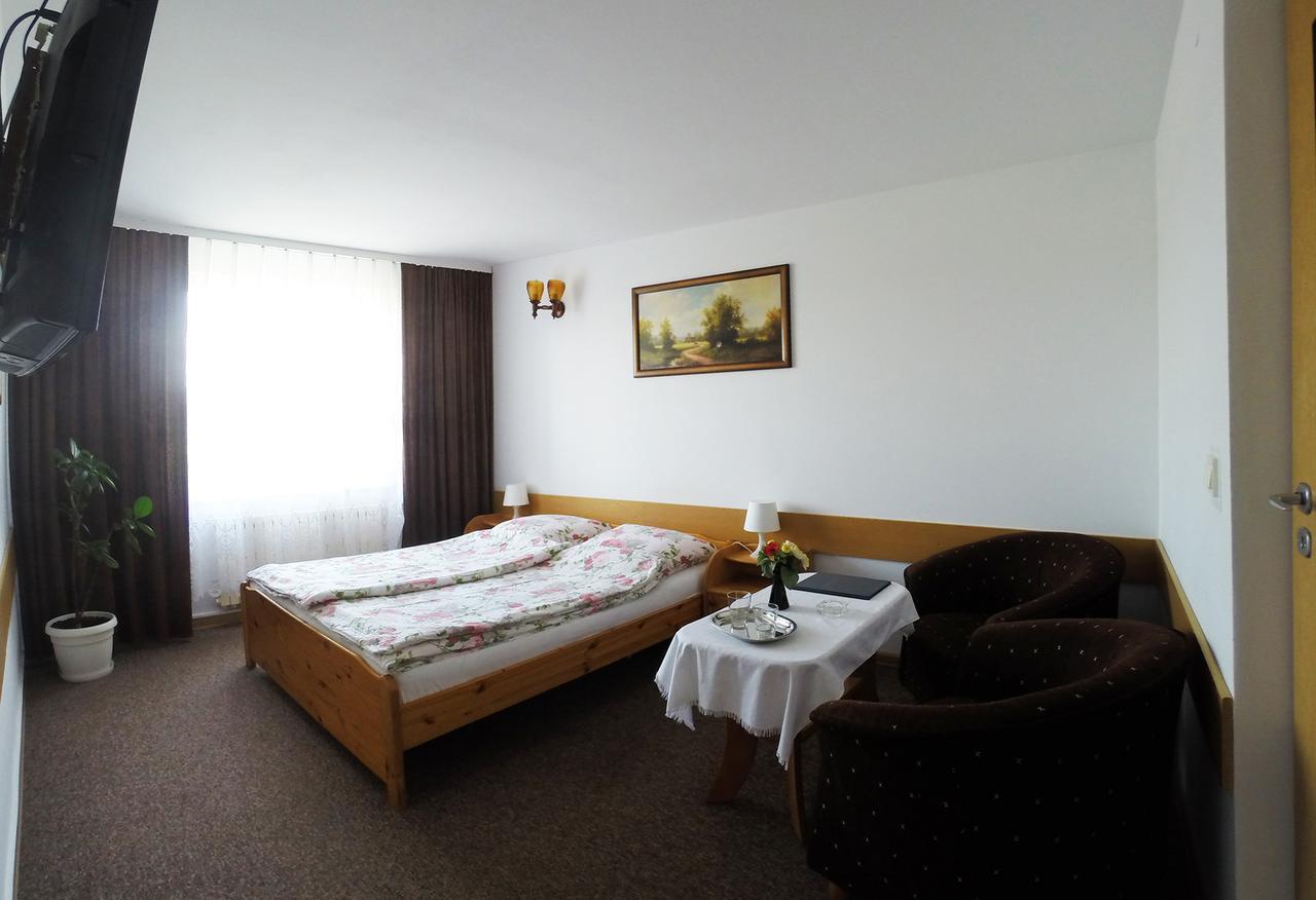 Hotel Kot Siestrzen Luaran gambar